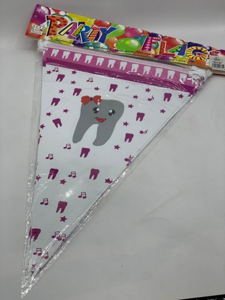 اعلام مثلث سنونية